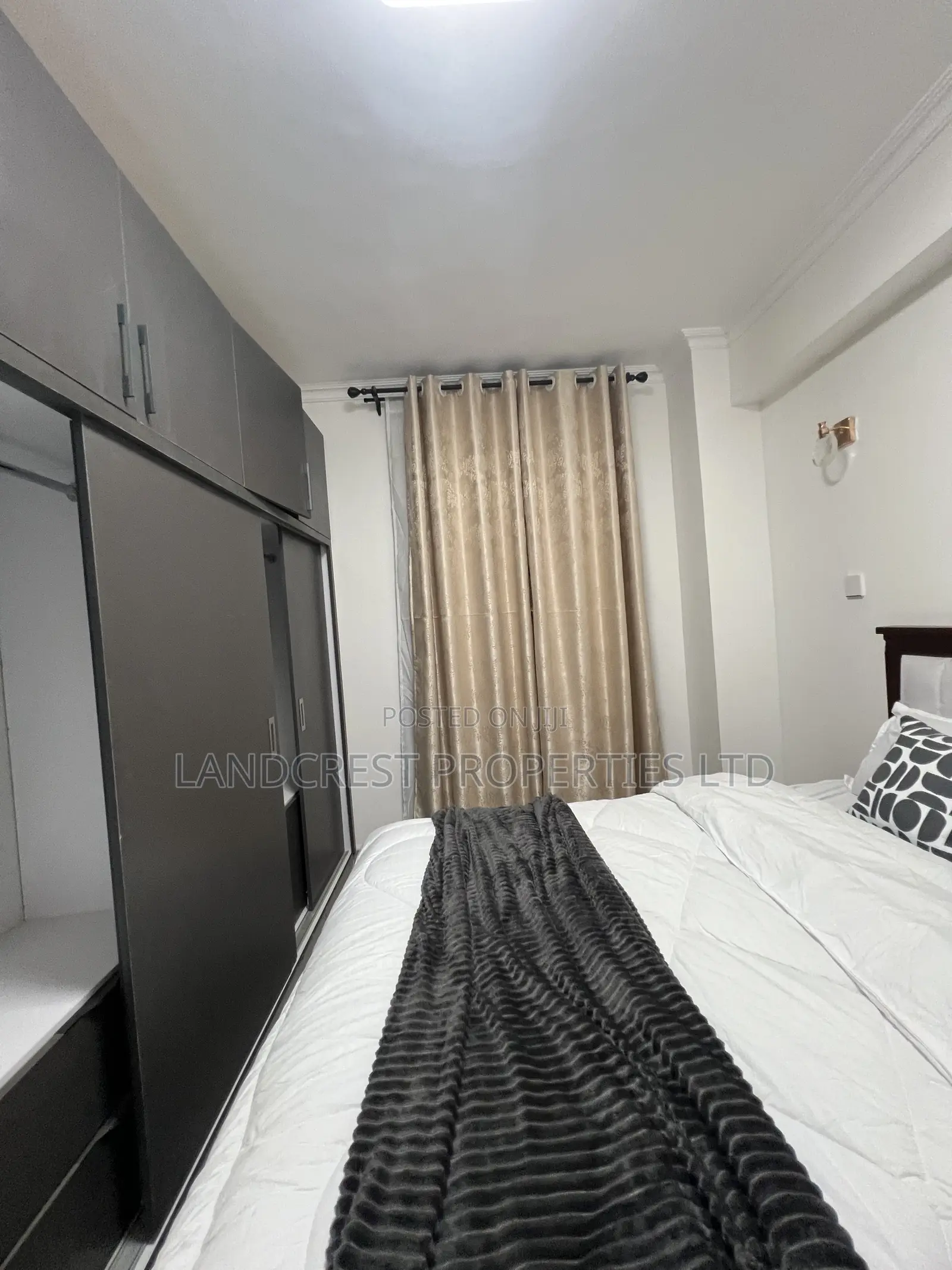 3bdrm Apartment in Royal Heights Sukari for sale
