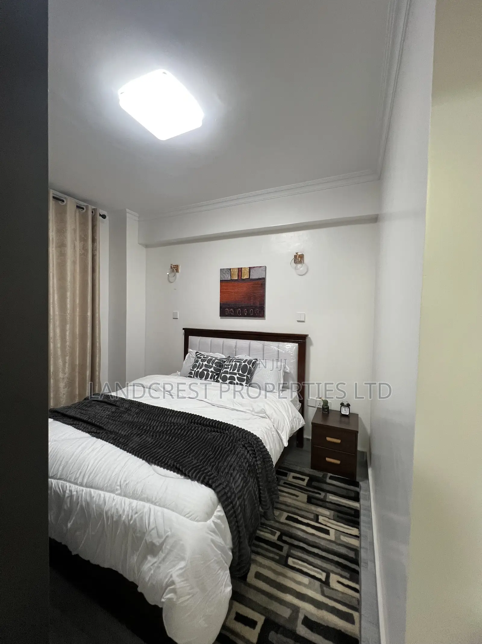 3bdrm Apartment in Royal Heights Sukari for sale