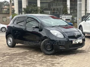 Toyota Vitz 1.3 FWD 5dr 2009 Black