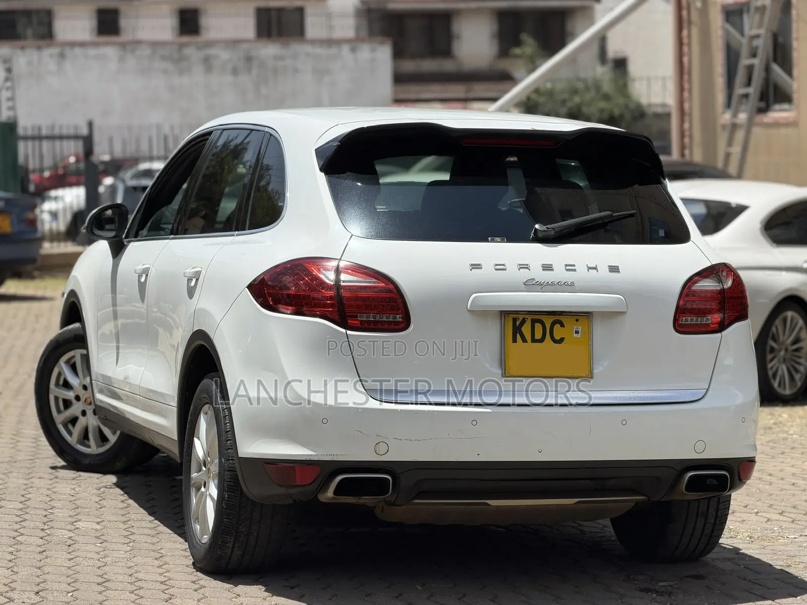 Porsche Cayenne 2013 White