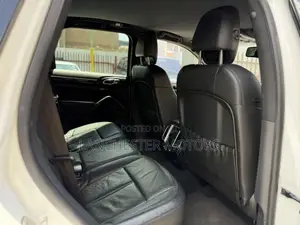 Porsche Cayenne 2013 White