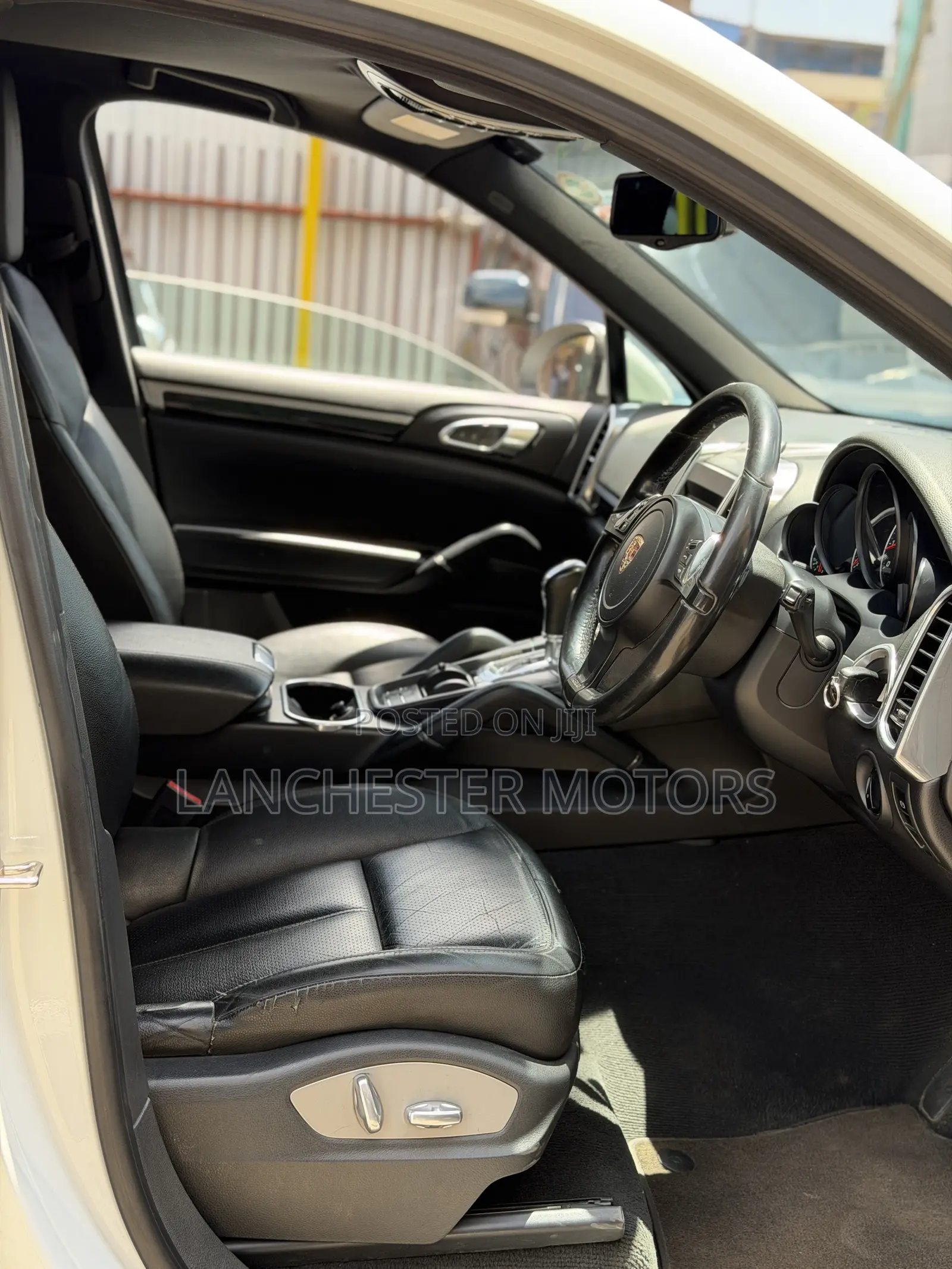 Porsche Cayenne 2013 White