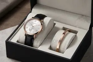 Hannah Martin Romania Women Quartz Watch X Bracelet Gift Set