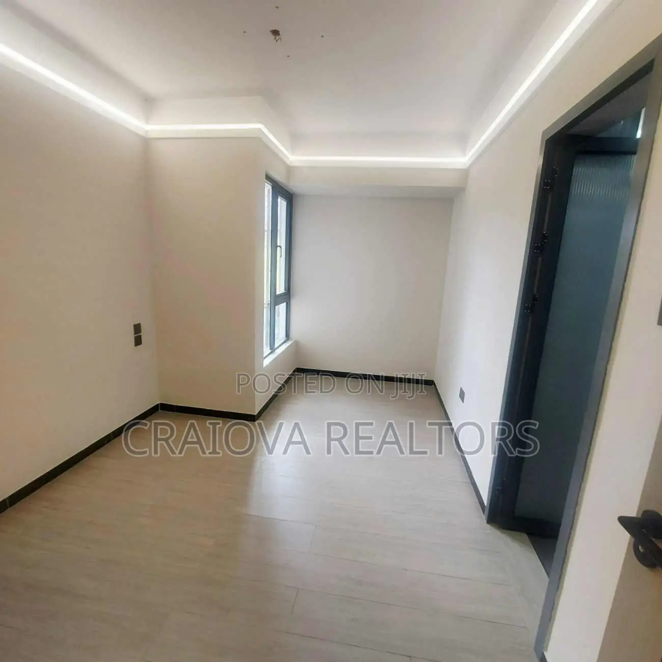 3bdrm Apartment in Spring Valley for sale