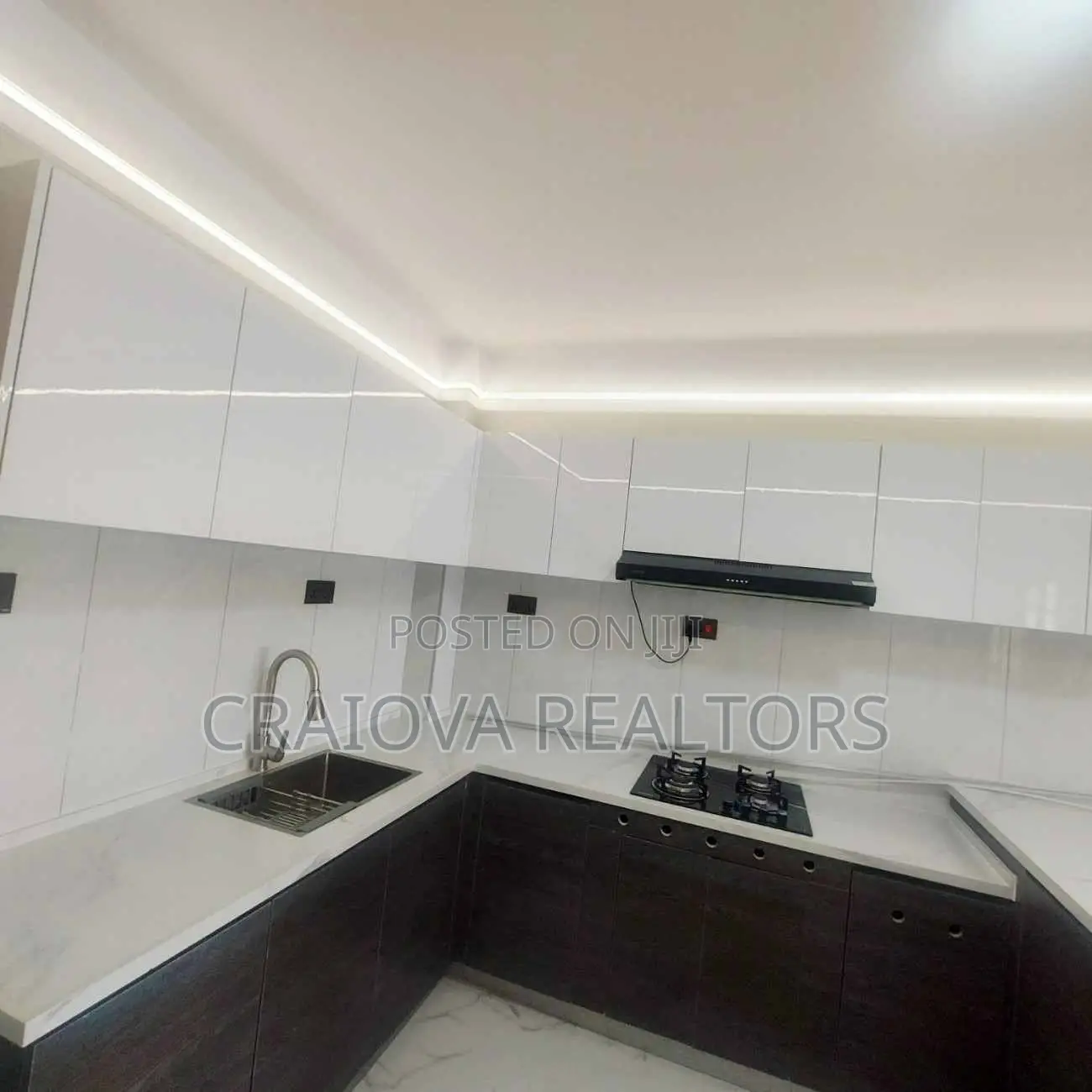 3bdrm Apartment in Spring Valley for sale