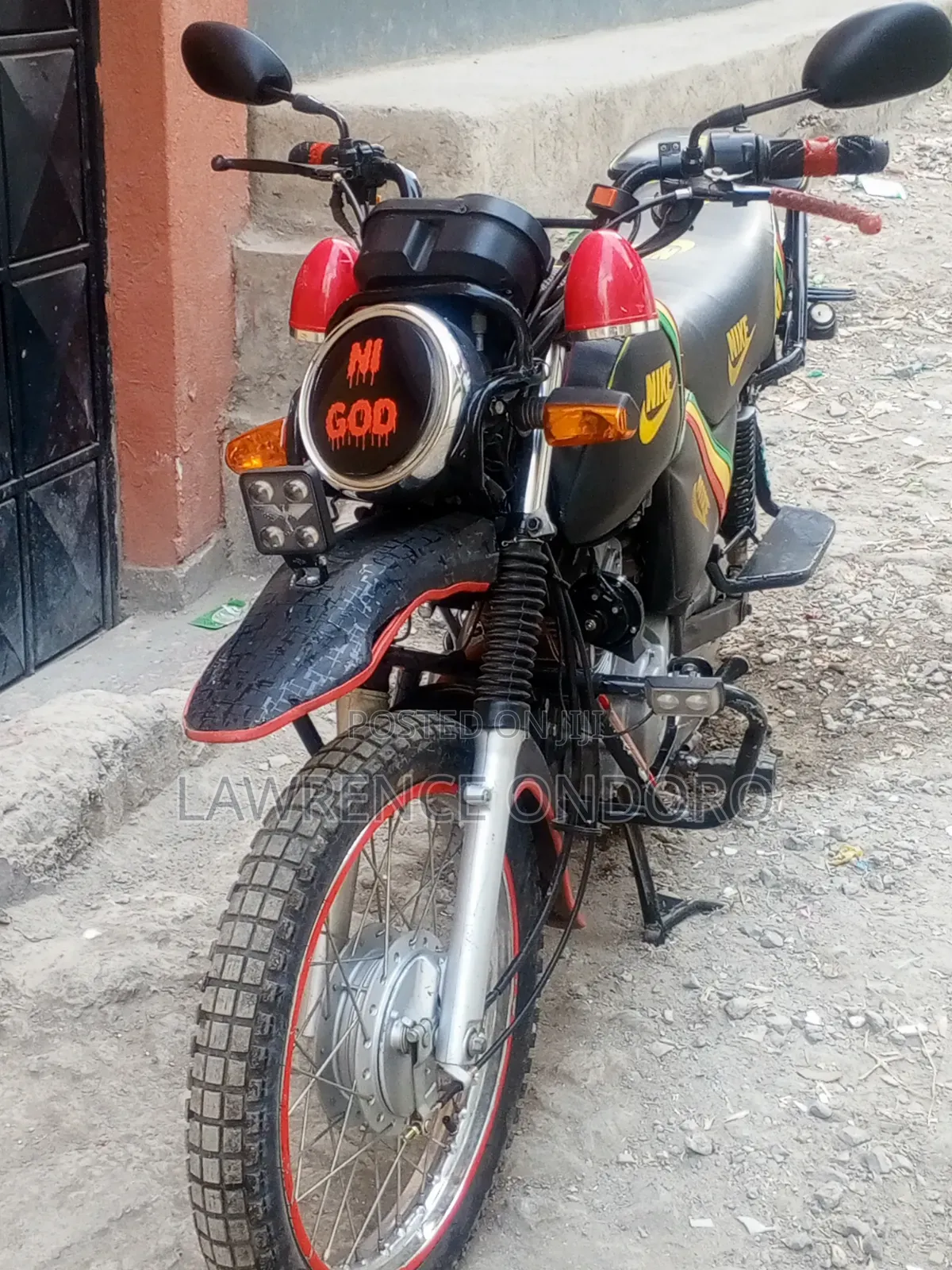 Honda CB 2023 Red