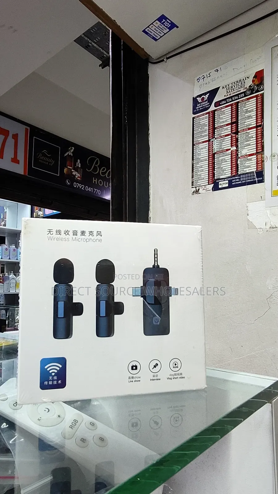 Wireless Lapel Mic for TikTok, YouTube Interviews 3-in-1.