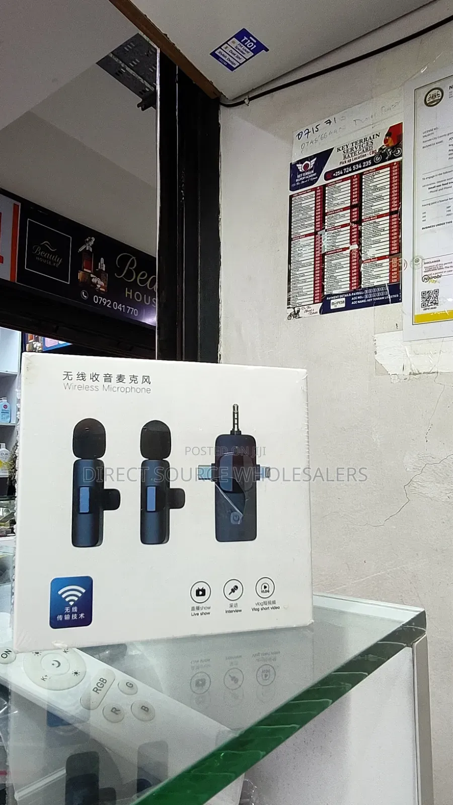 Wireless Lapel Mic for TikTok, YouTube Interviews 3-in-1.