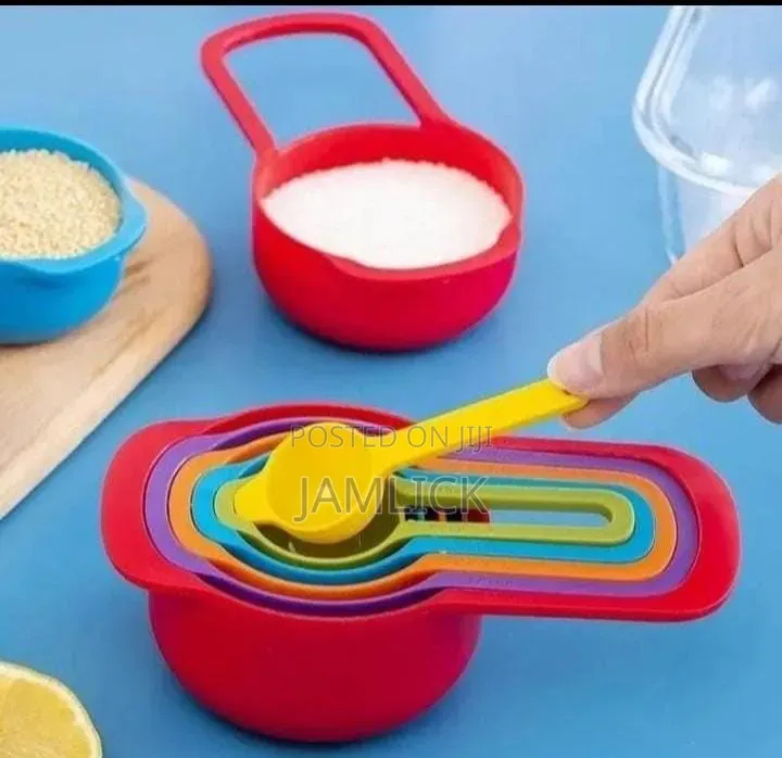 6 IN 1 MEASURING CUPS - Bz