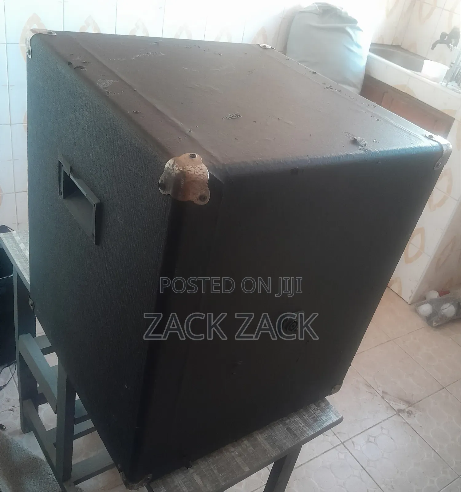 Bass Speaker Powered Mixer