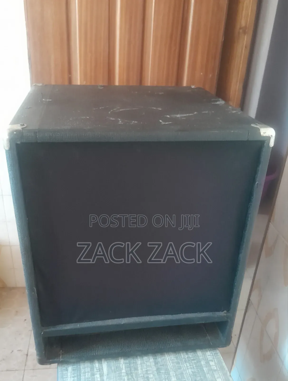 Bass Speaker Powered Mixer