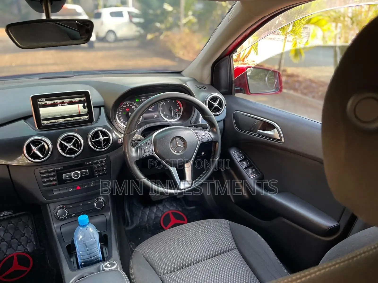 Mercedes-Benz B-Class B180 Petrol 2012 Red
