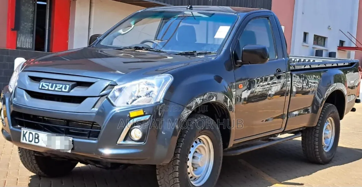 Isuzu D-MAX 2021 Gray