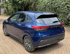 Nissan Note 1.2 Hybrid 2021 Blue
