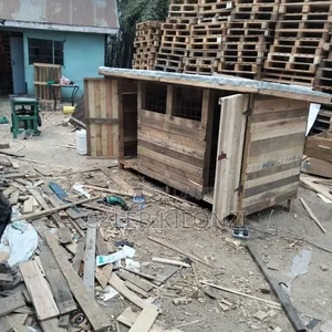 Double Kennel House