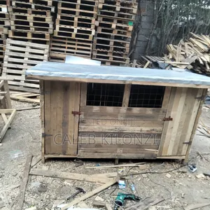 Double Kennel House