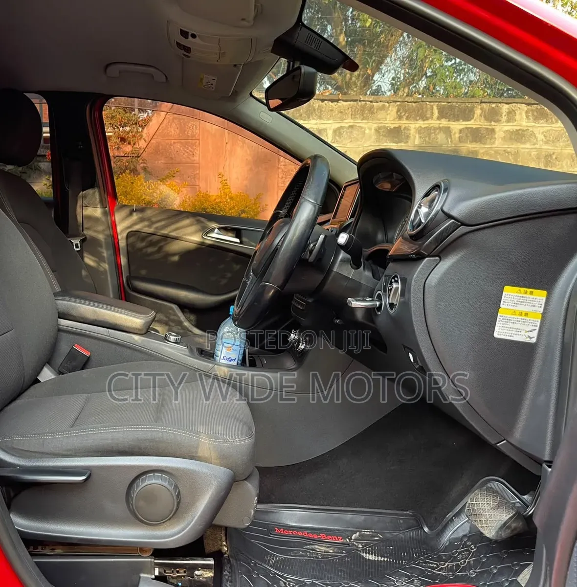 Mercedes-Benz B-Class 2013 Red