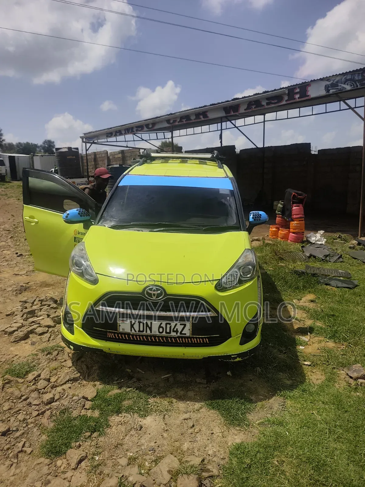 Toyota Sienta 2016 Green