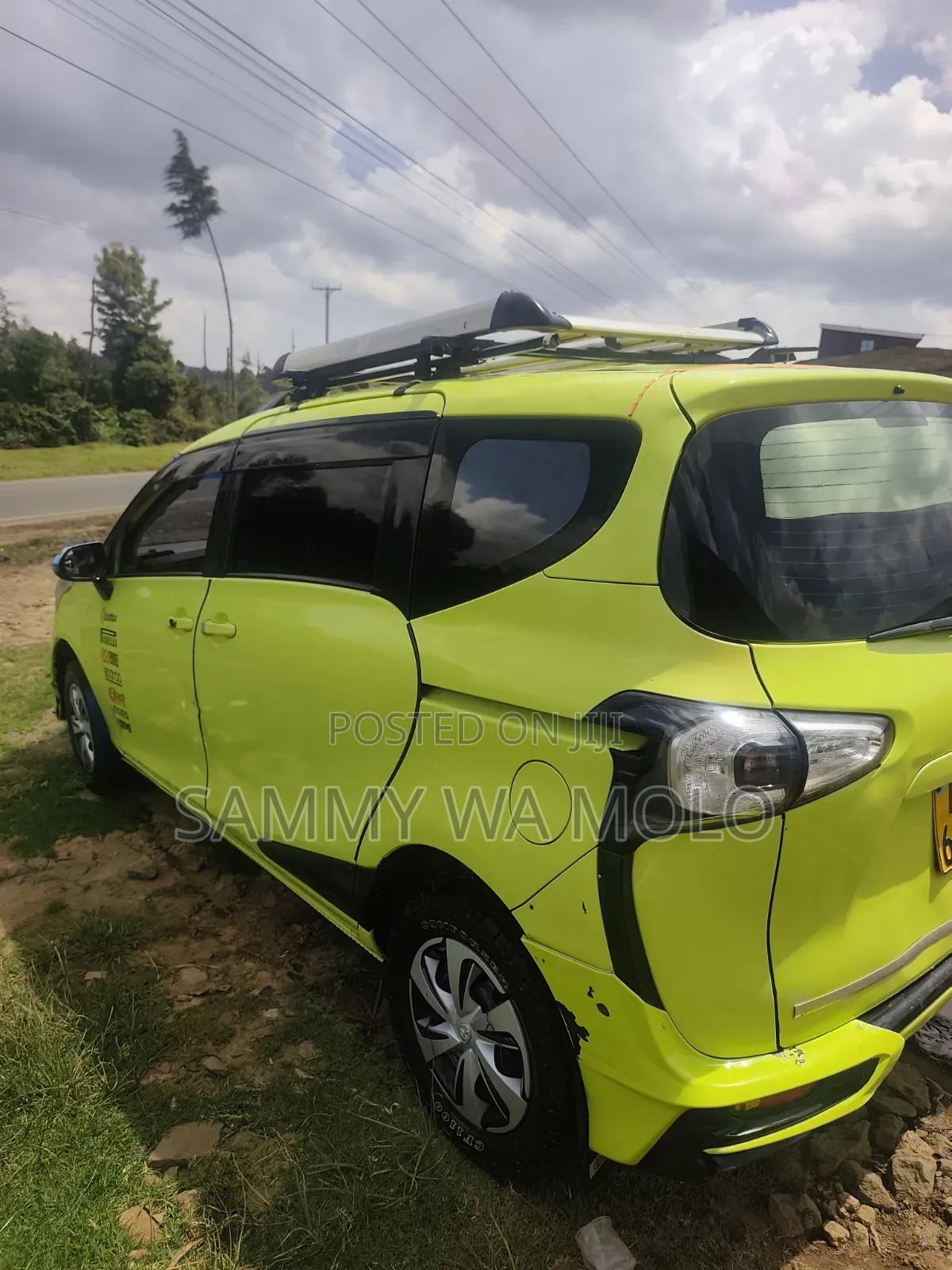 Toyota Sienta 2016 Green