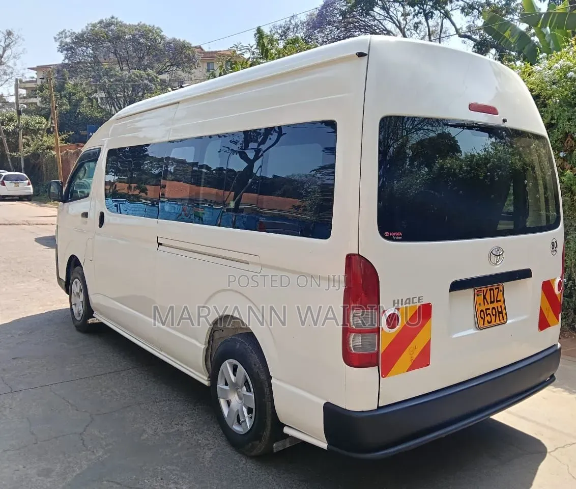 Toyota HiAce 2024 White