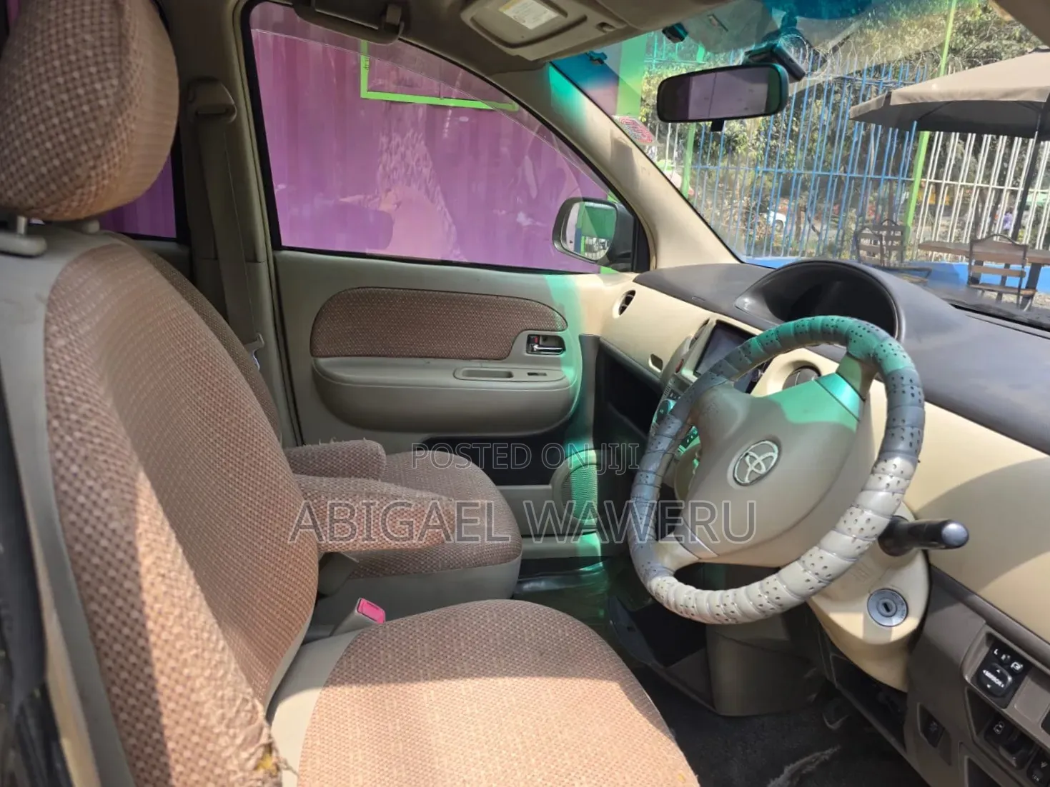 Toyota Sienta 2013 Black