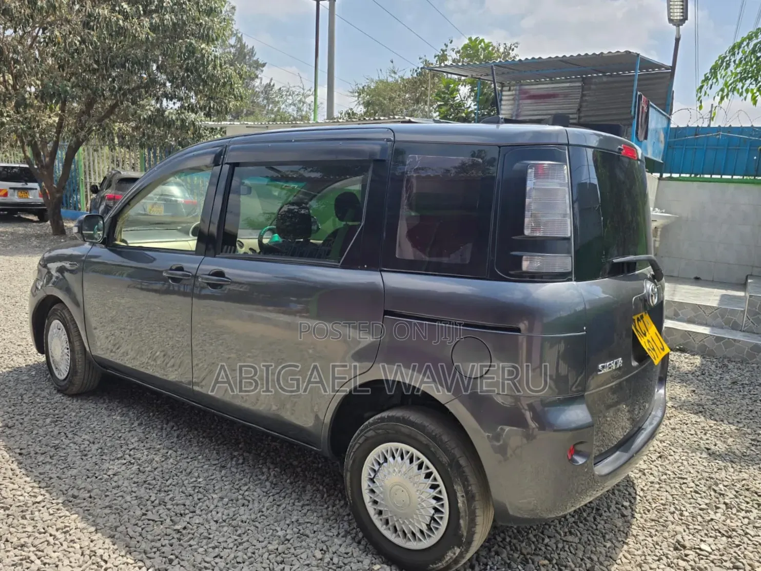 Toyota Sienta 2013 Black