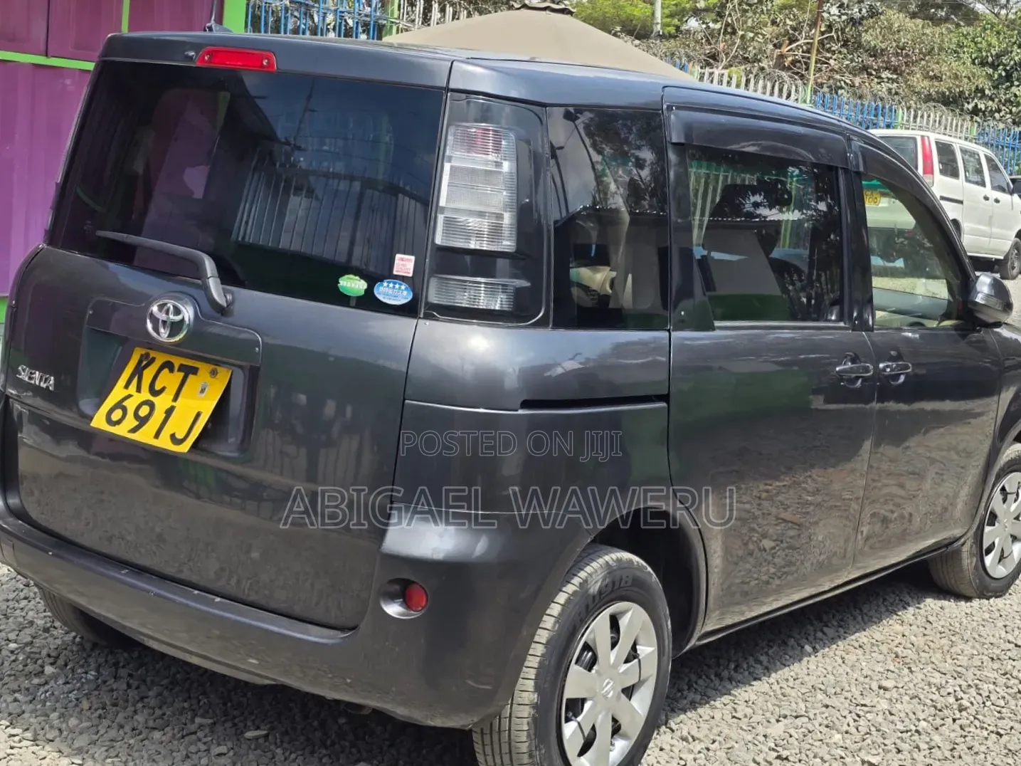 Toyota Sienta 2013 Black