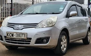 Nissan Note 1.4 2012 Silver