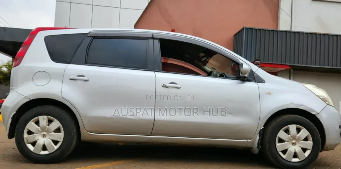 Nissan Note 1.4 2012 Silver