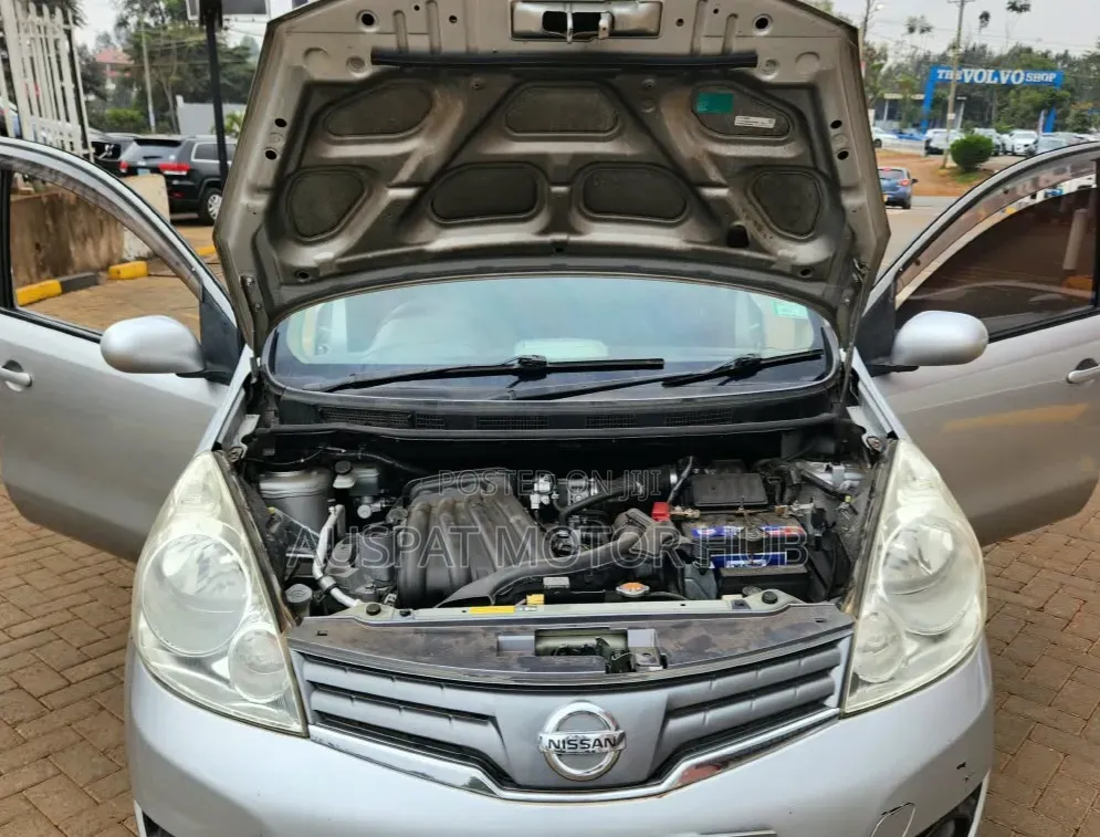 Nissan Note 1.4 2012 Silver