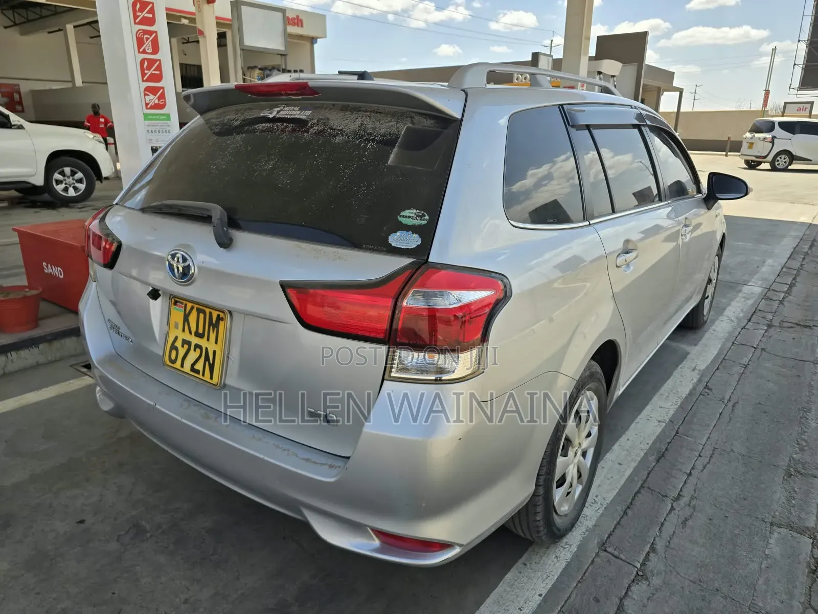 Toyota Corolla Fielder 2016 Silver