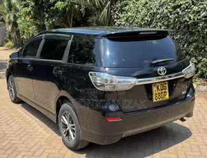 Toyota Wish 2014 Black