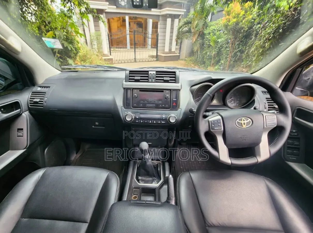 Toyota Land Cruiser Prado 2014 Green