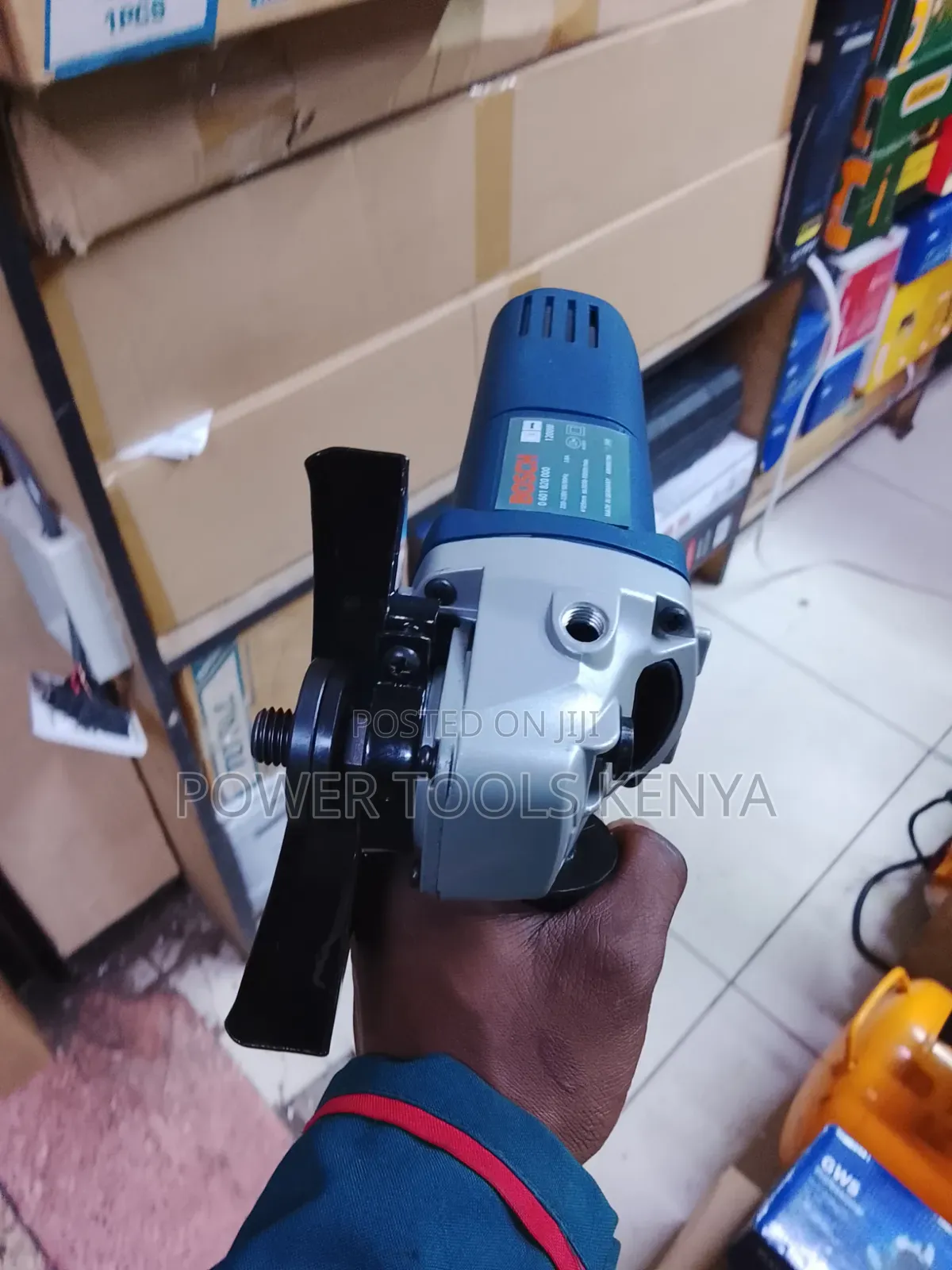 Bosch Professional Angle Grinder.