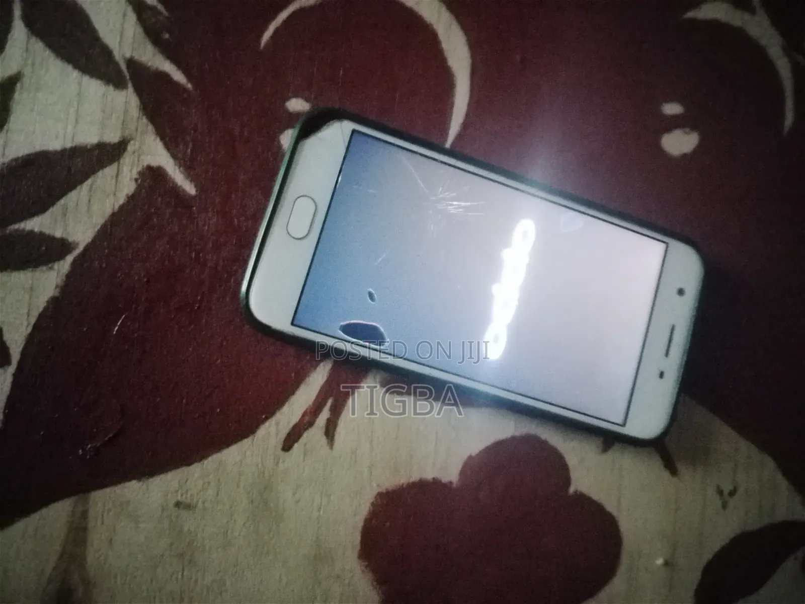 Oppo A57 32 GB Silver