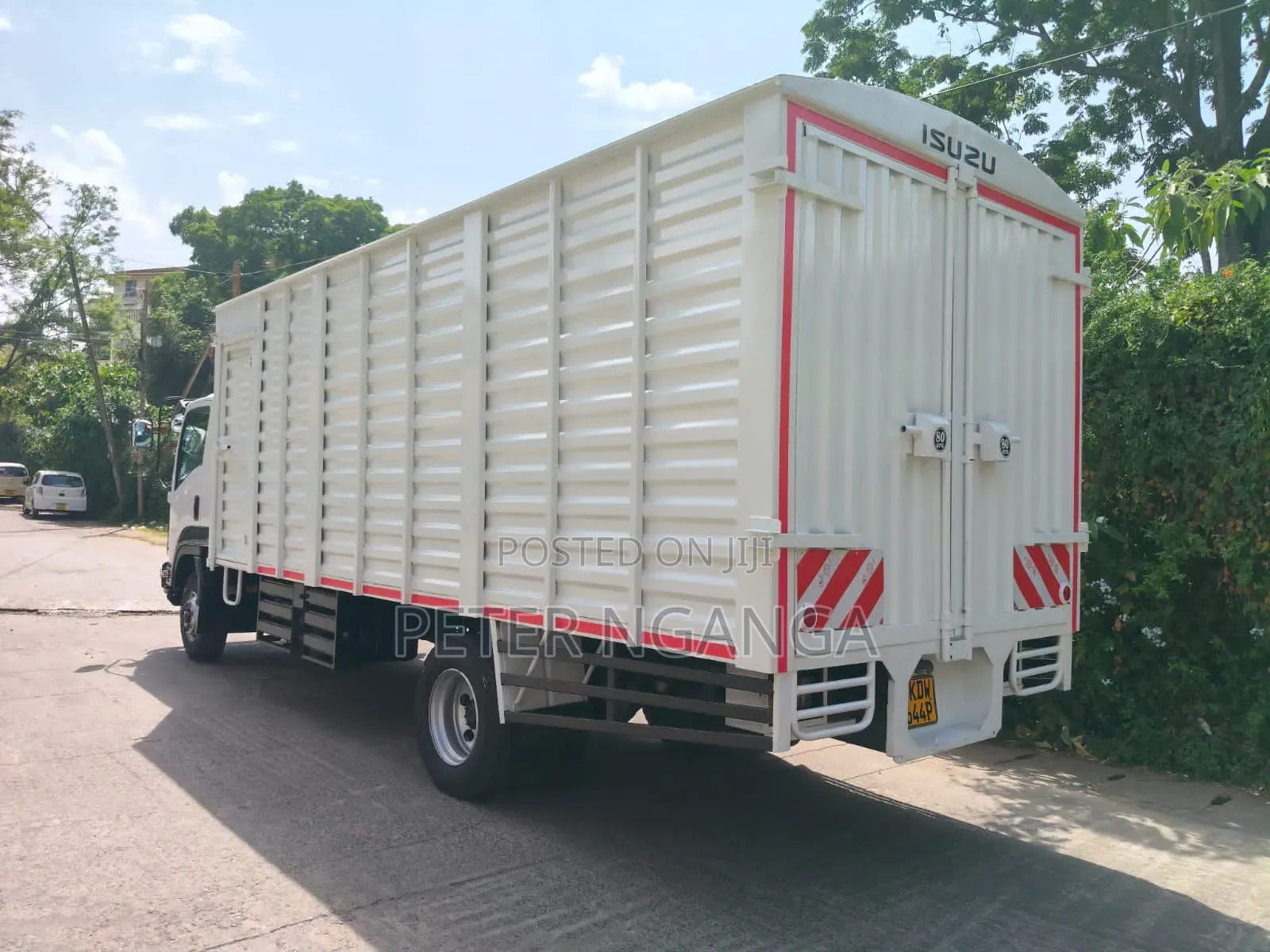 Isuzu FRR Local 2022 White