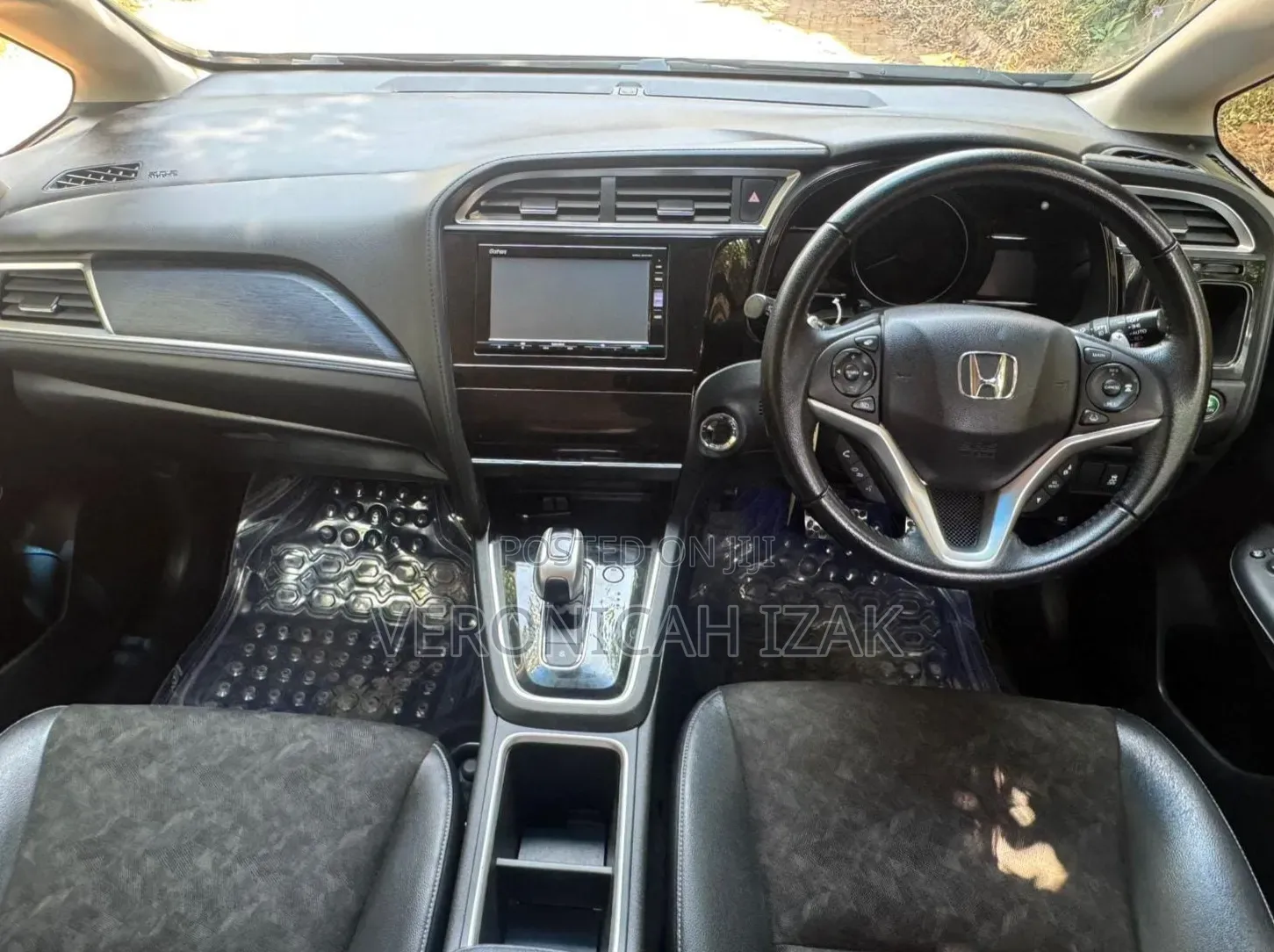 Honda Fit Shuttle 2018 Black