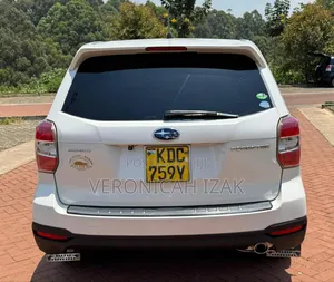 Subaru Forester 2014 Pearl