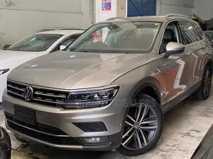 Volkswagen Tiguan 2019 Gold
