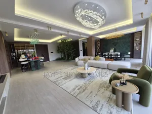 5bdrm Apartment in Spring Valley for sale