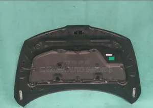 Bonnet Nissan Tiida C11 2007