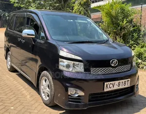 Toyota Voxy 2013 Burgundy