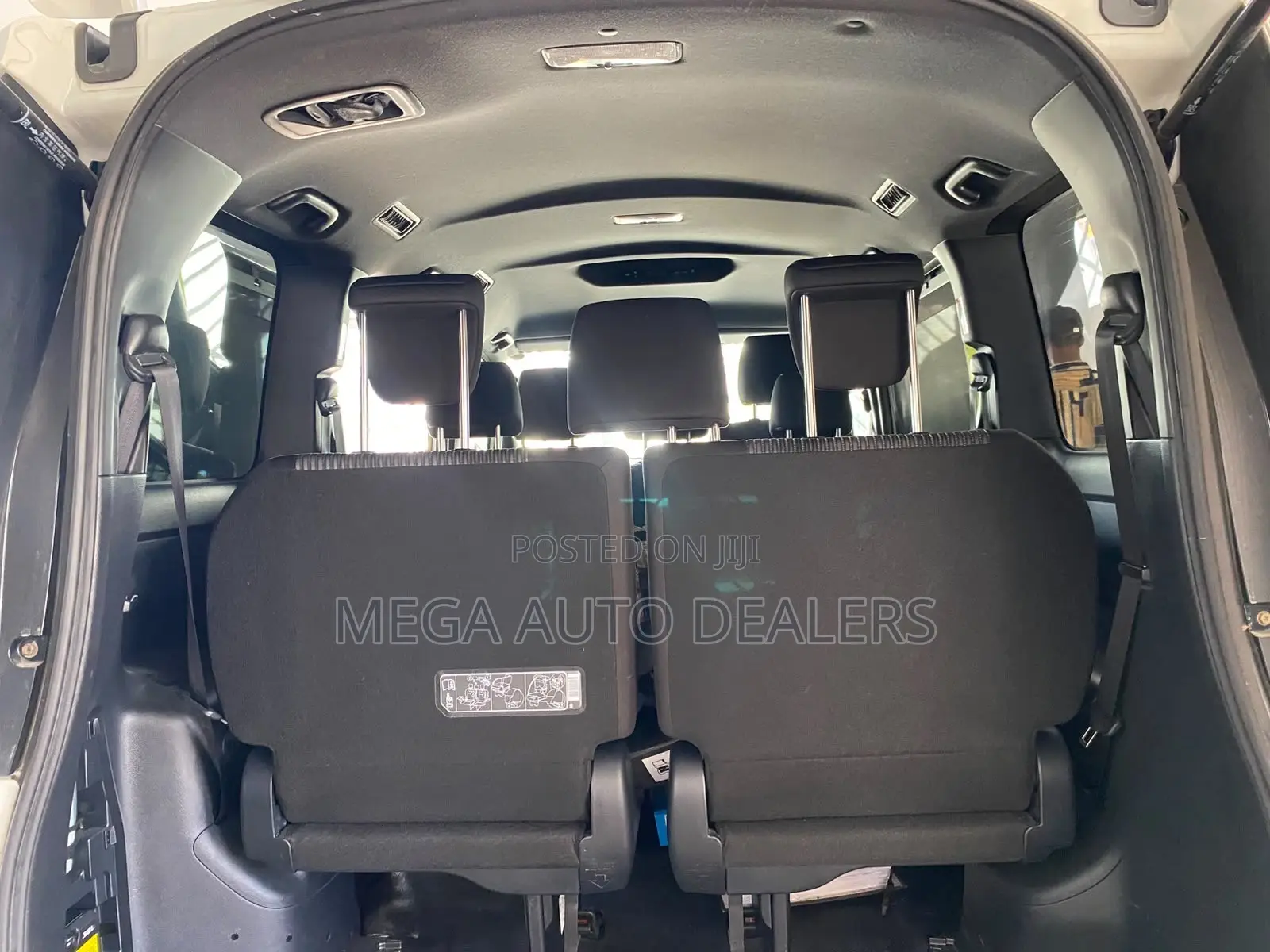 Toyota Noah 2019 White