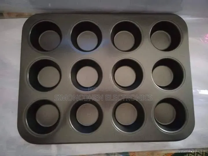 13 Holes Cake Mould