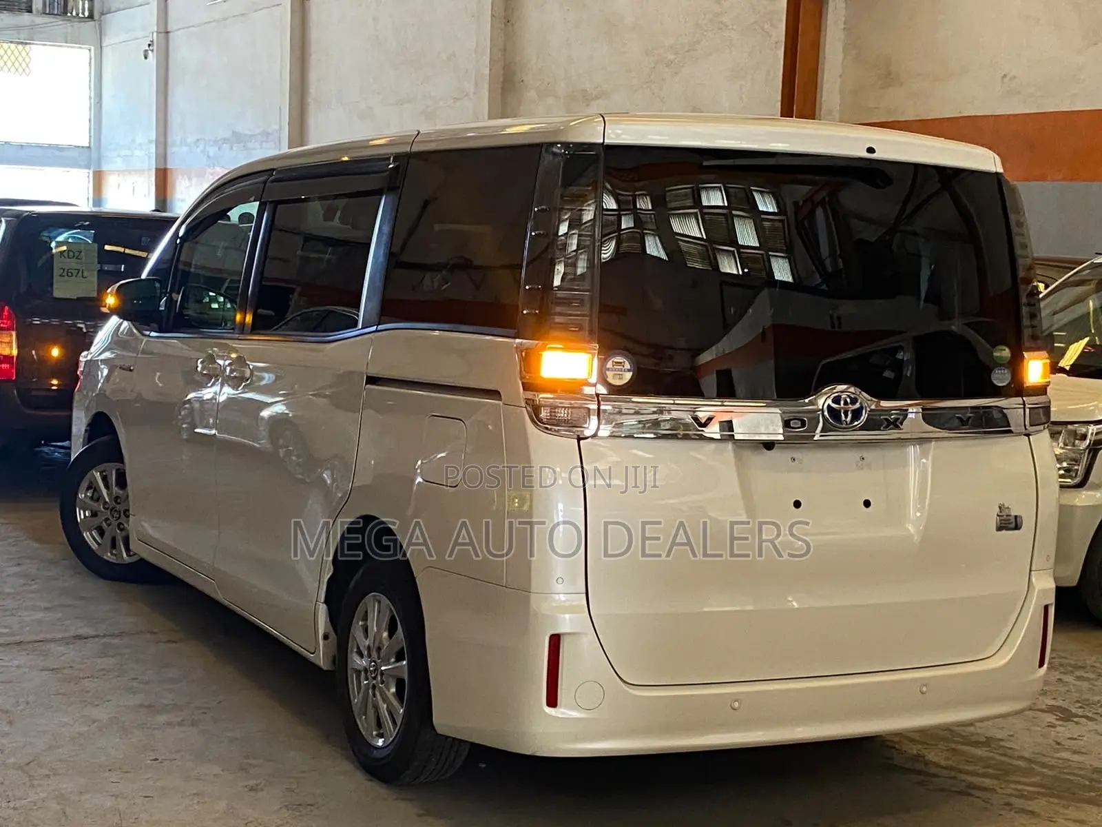 Toyota Voxy 2019 White