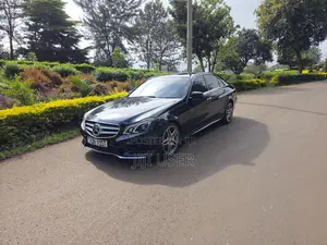Mercedes-Benz E220 2016 Black