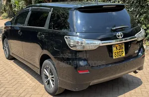 Toyota Wish 2014 Black