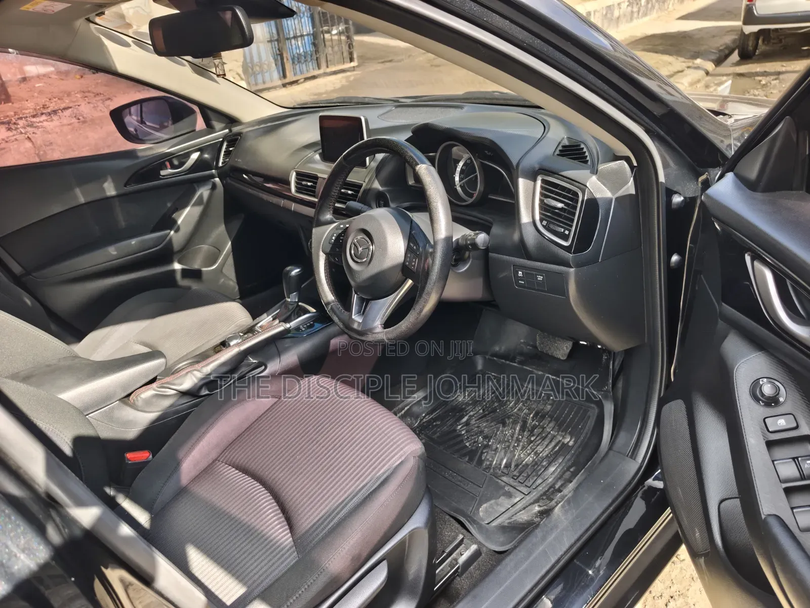 Mazda Axela SV Premium 2014 Black