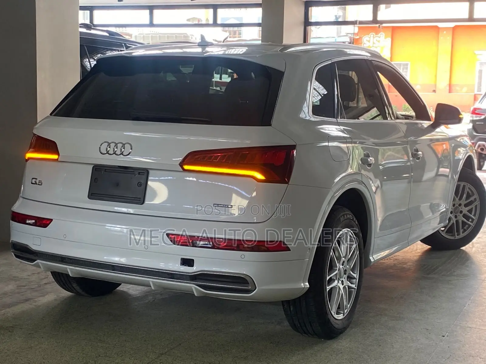 Audi Q5 45 Premium AWD quattro 2020 White