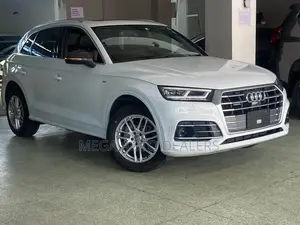 Audi Q5 45 Premium AWD quattro 2020 White